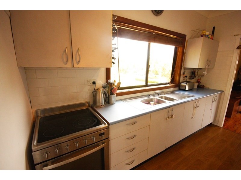 16 Bocking Avenue, Bradbury NSW 2560