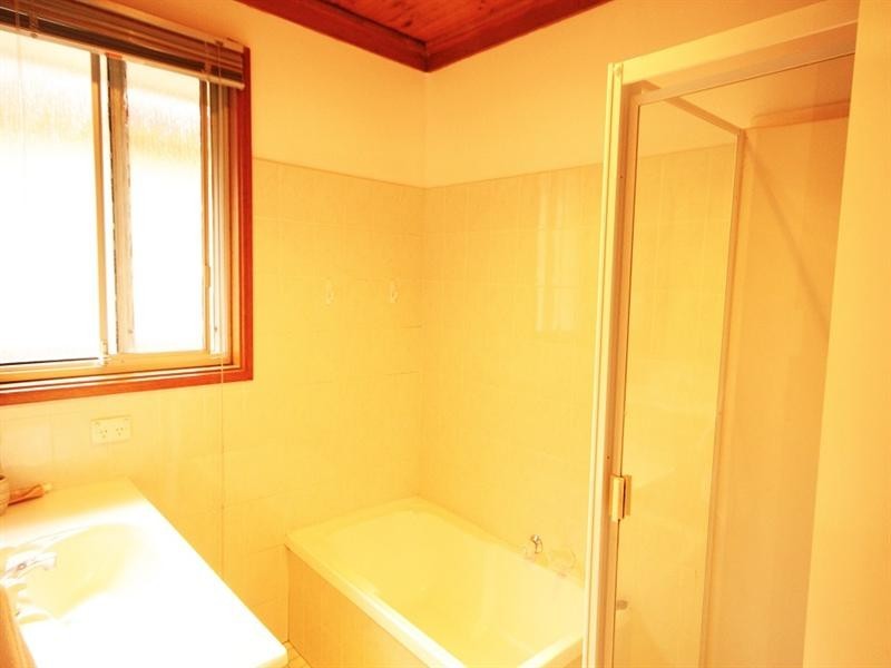 2 Johnson Place, Ruse NSW 2560