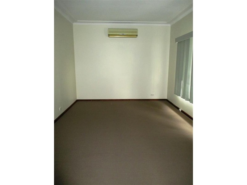 17 Austin Avenue, Campbelltown NSW 2560