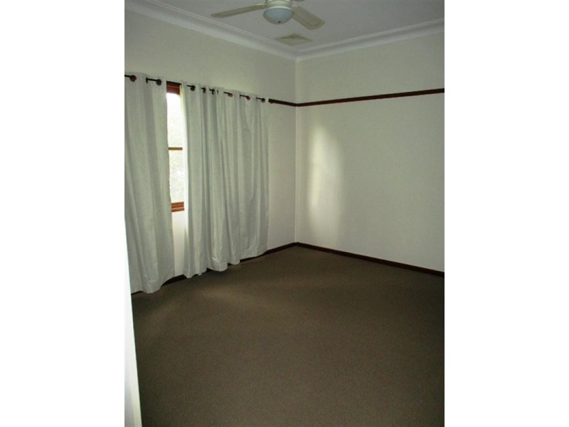 17 Austin Avenue, Campbelltown NSW 2560