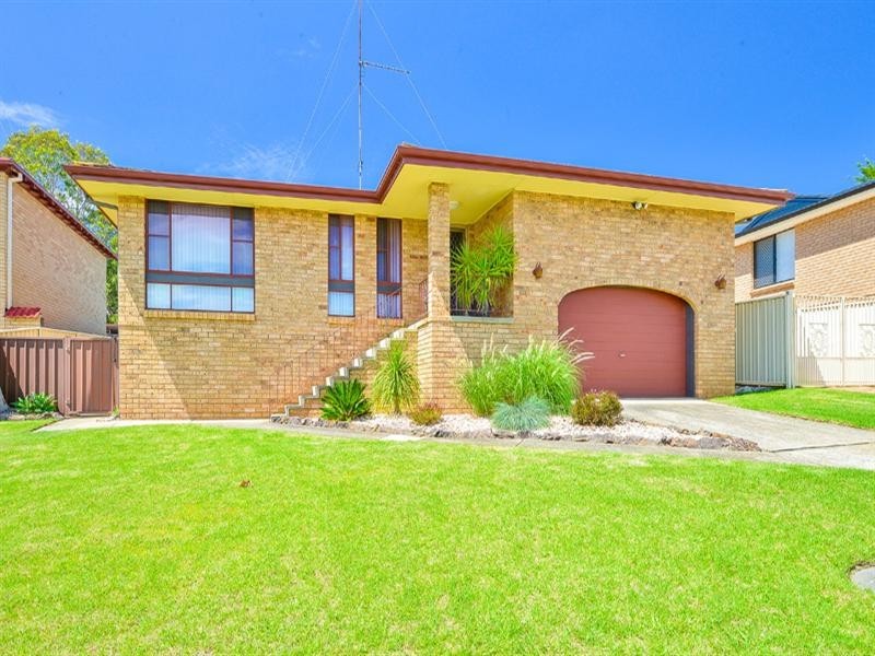 9 Burrinjuck Street, Leumeah NSW 2560