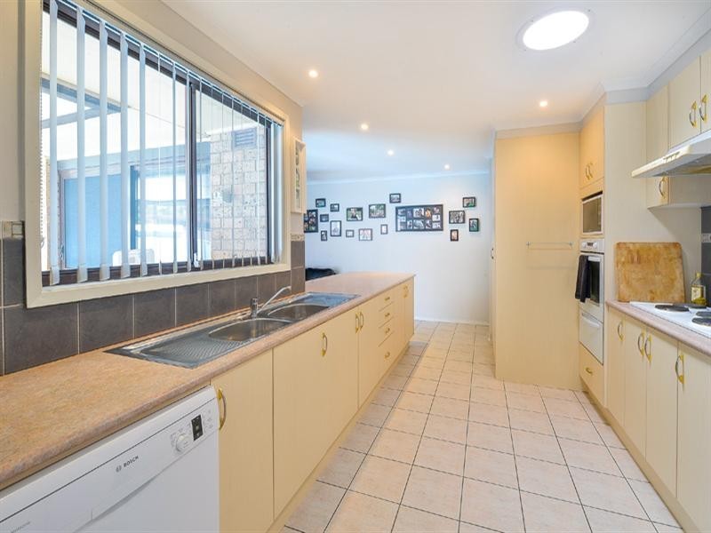 9 Burrinjuck Street, Leumeah NSW 2560