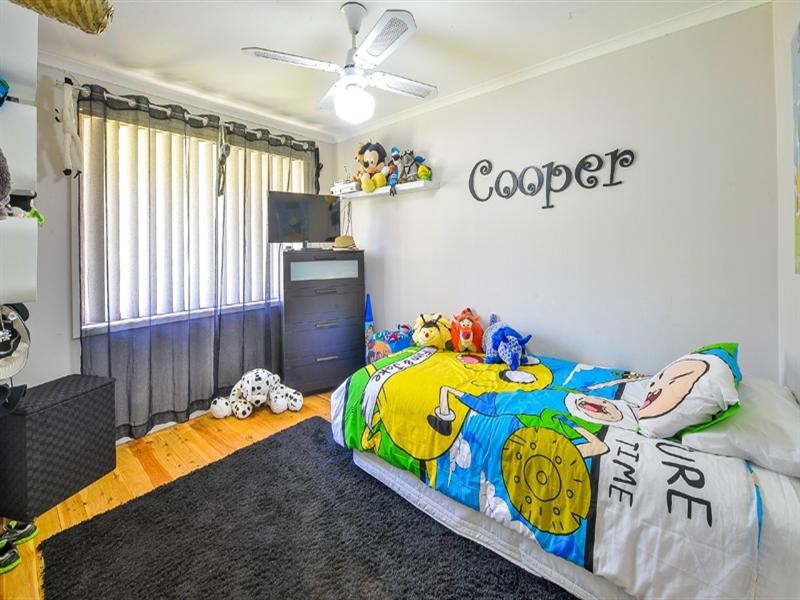 9 Burrinjuck Street, Leumeah NSW 2560