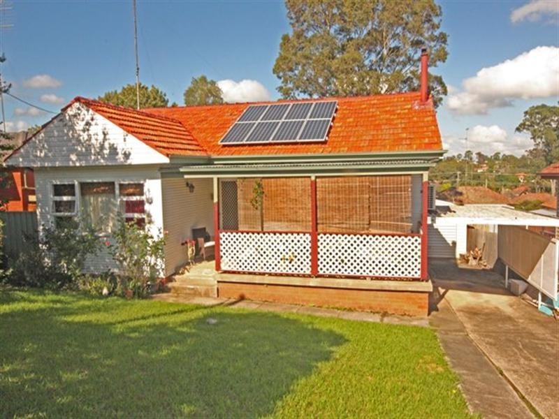 35 Grandview Drive, Campbelltown NSW 2560