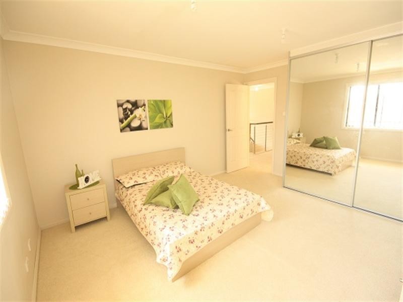 8 St Monica Way, Blair Athol NSW 2560