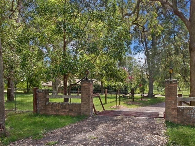 110 Craigend Road, The Oaks NSW 2570