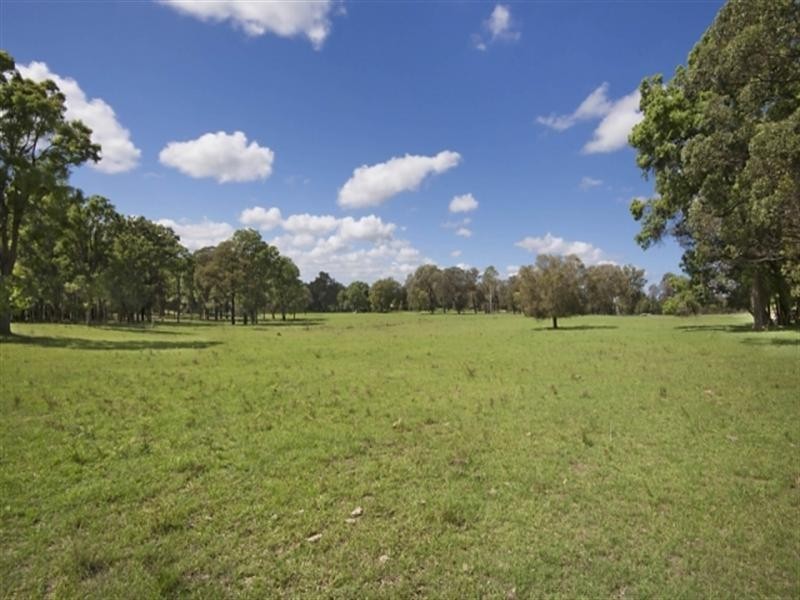 110 Craigend Road, The Oaks NSW 2570