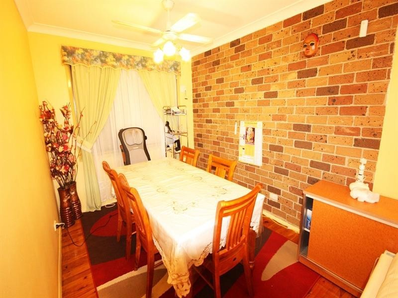 Unit 44/37 Currawong Street, Ingleburn NSW 2565