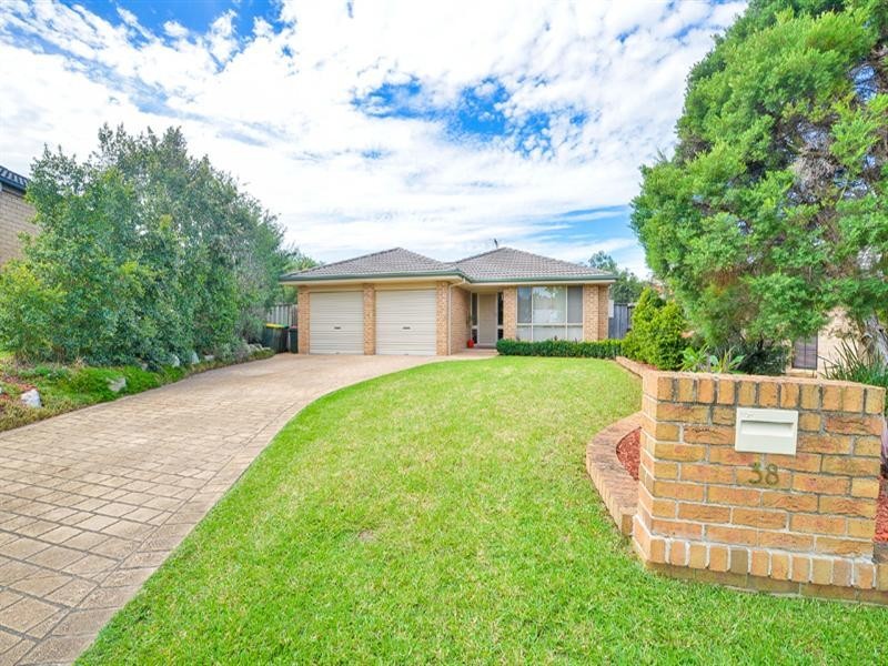 38 The Clearwater, Mount Annan NSW 2567
