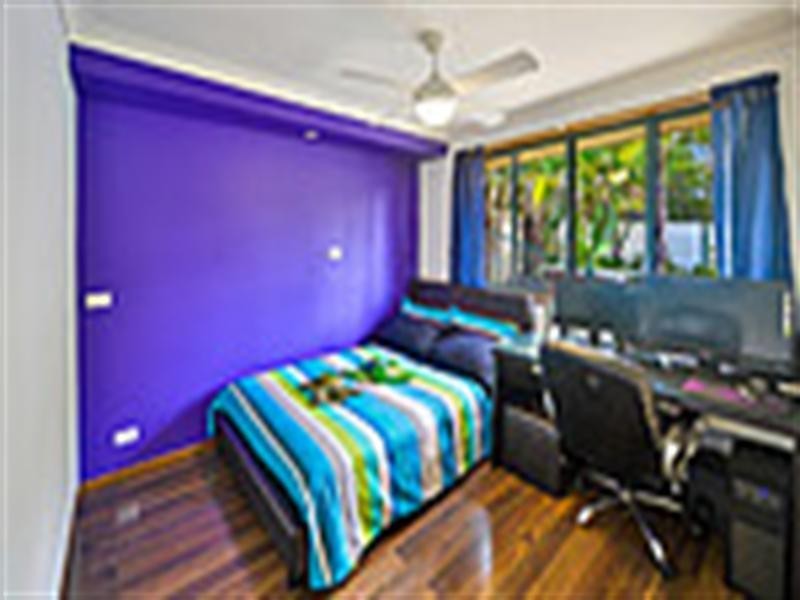 6` Dorcas Place, Rosemeadow NSW 2560