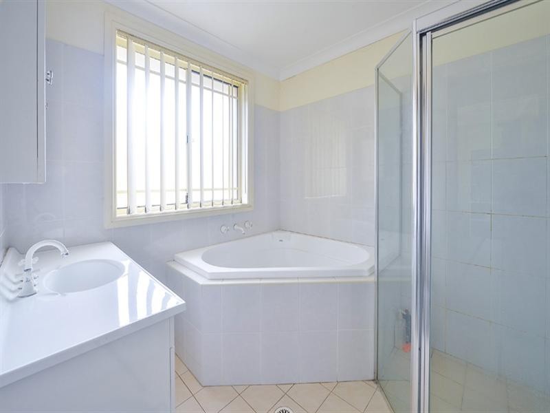 3/57 Belmont Road, Glenfield NSW 2167