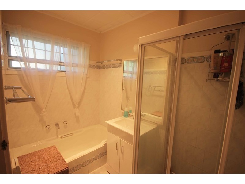 12 Fern Avenue, Bradbury NSW 2560