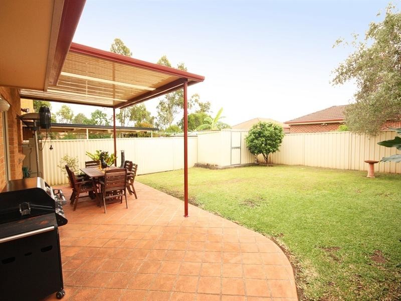 6 Ashlar Place, West Hoxton NSW 2171