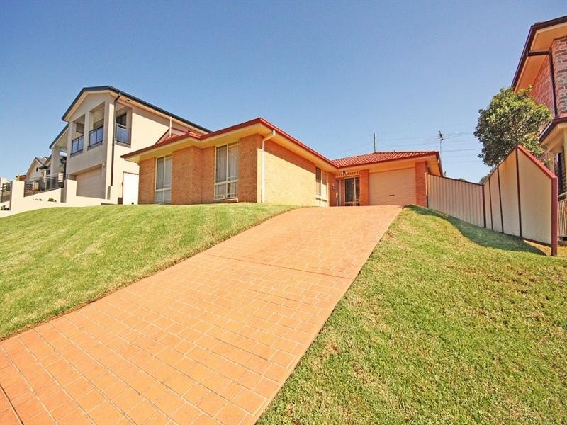 6 St Clare Place, Blair Athol NSW 2560