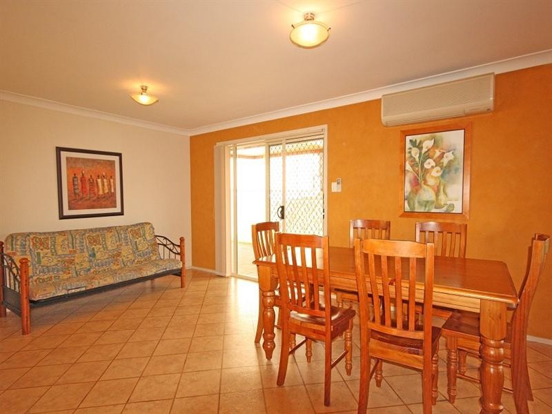 6 St Clare Place, Blair Athol NSW 2560