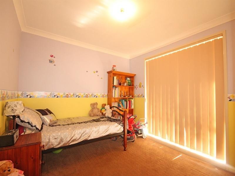 6 St Clare Place, Blair Athol NSW 2560