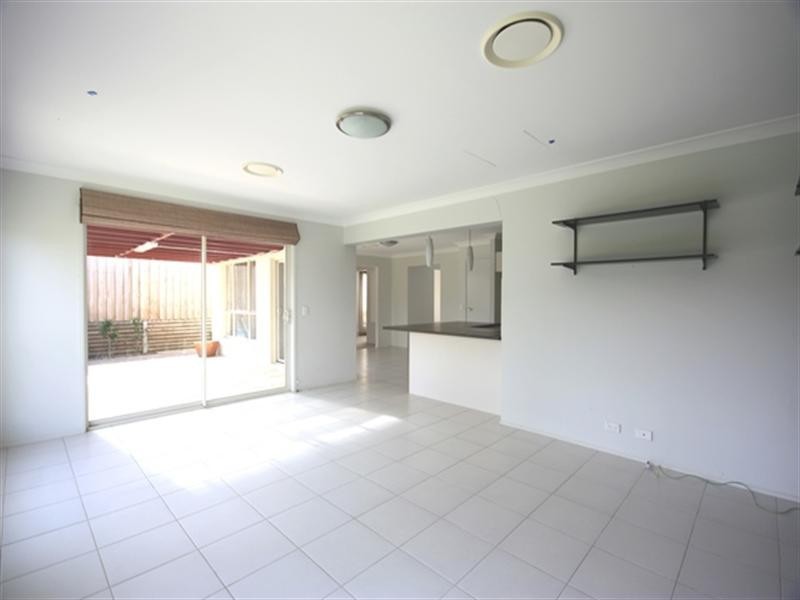 41 Minorca Circuit, Spring Farm NSW 2570