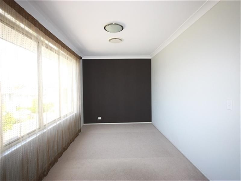 41 Minorca Circuit, Spring Farm NSW 2570