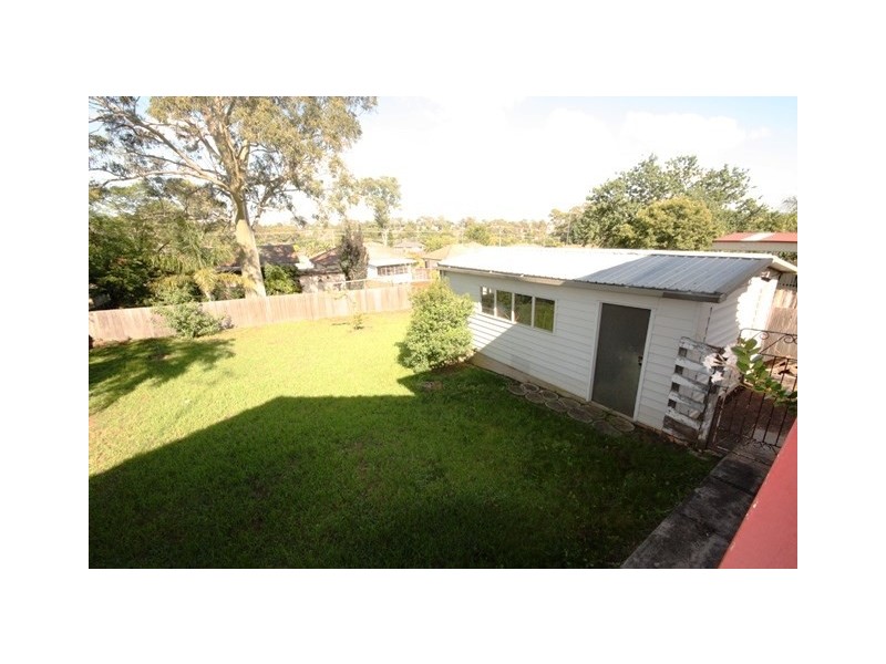 35 Grandview Drive, Campbelltown NSW 2560