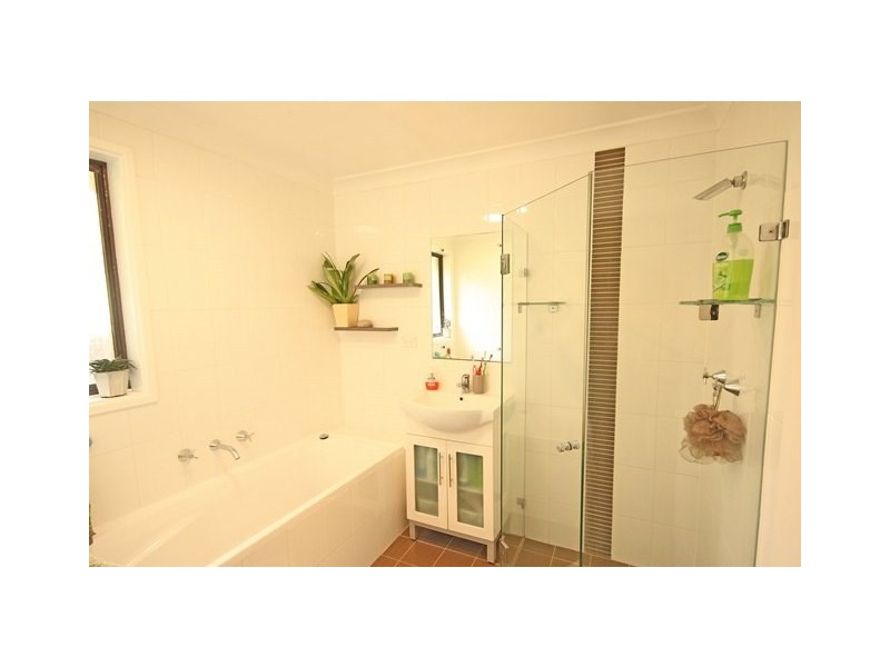 1 Macintyre Crescent, Ruse NSW 2560