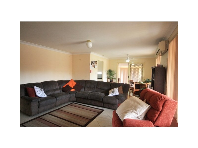 6 Anne Way, Macquarie Fields NSW 2564