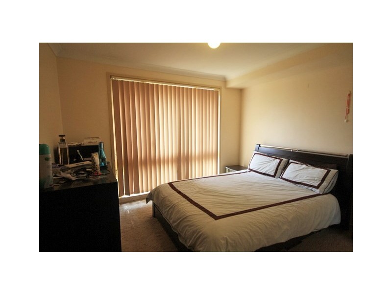 6 Anne Way, Macquarie Fields NSW 2564