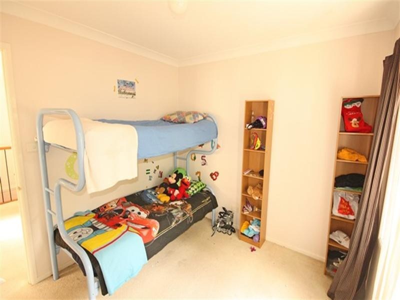 11 Mclaughlin Circuit, Bradbury NSW 2560