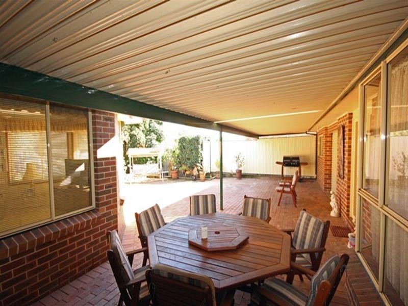 104 Abington Crescent, Glen Alpine NSW 2560