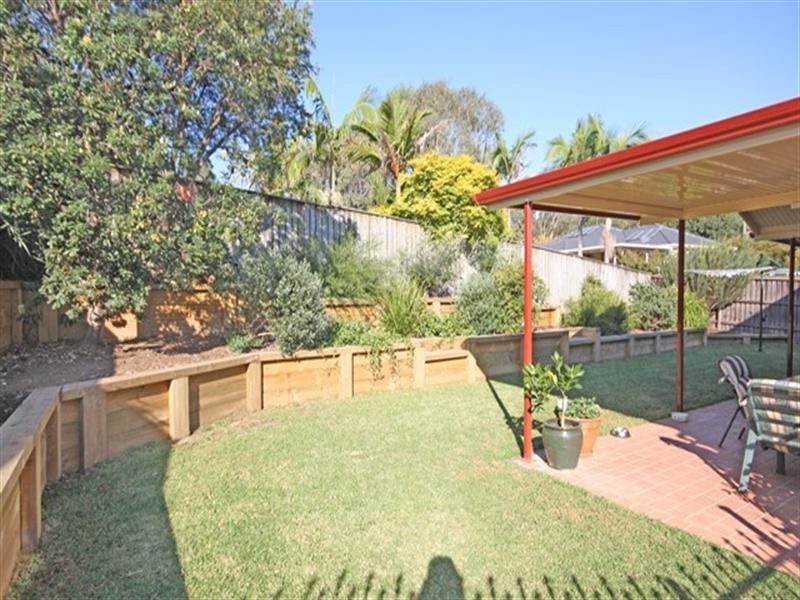 69 Burnett Avenue, Mount Annan NSW 2567