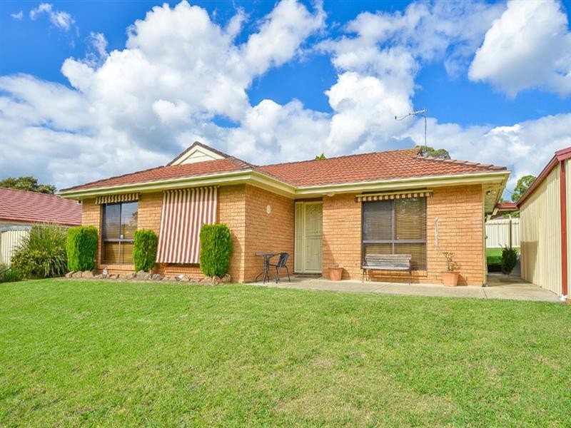 77 Tourmaline Street, Eagle Vale NSW 2558