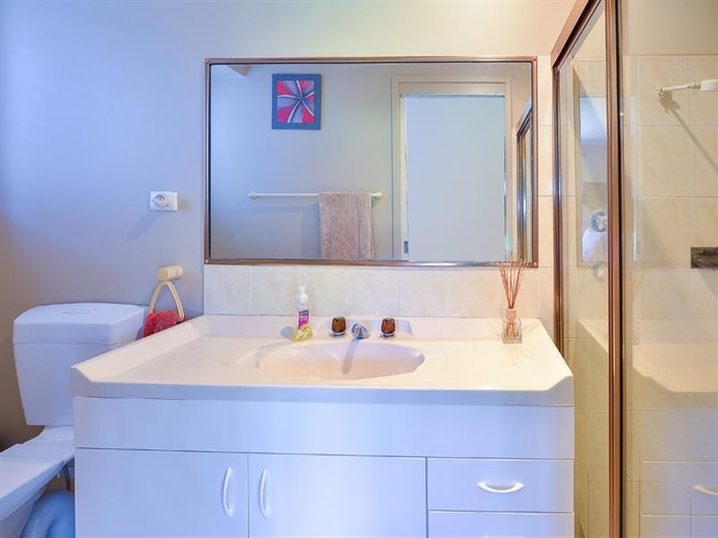 2 Mackenzie Place, Kearns NSW 2558