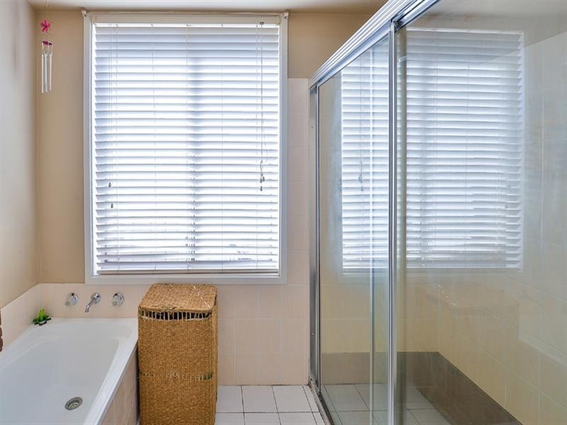 2 Mackenzie Place, Kearns NSW 2558