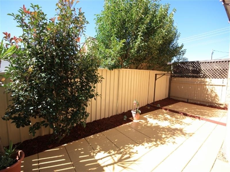 4/167 Waminda Avenue, Campbelltown NSW 2560