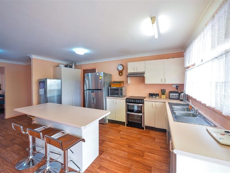 13 Hilltop Crescent, Campbelltown NSW 2560