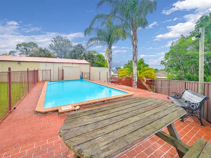 13 Hilltop Crescent, Campbelltown NSW 2560