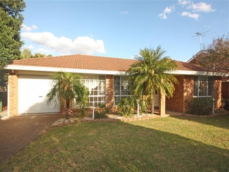 29 Columbia Street, Kearns NSW 2558