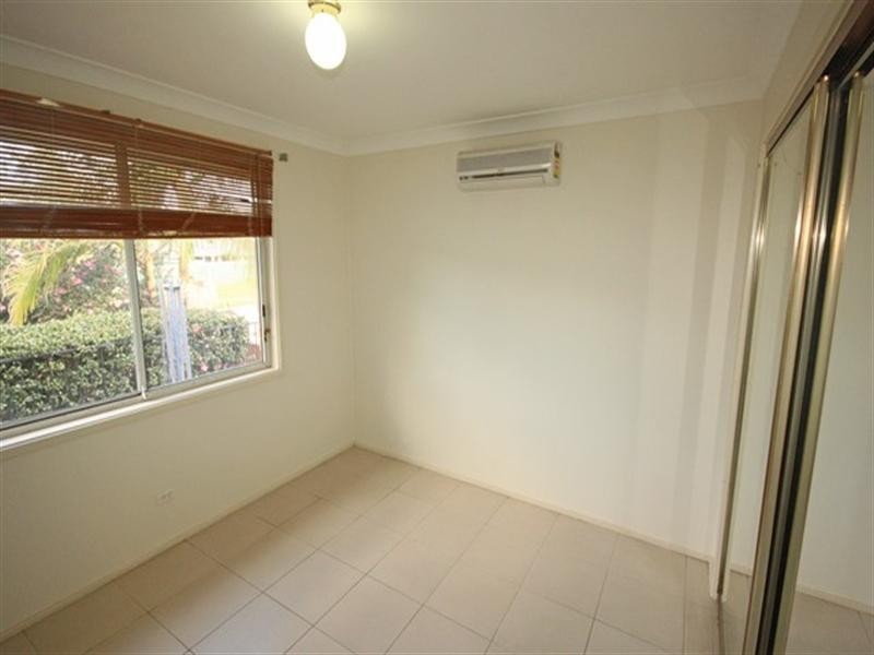 29 Columbia Street, Kearns NSW 2558