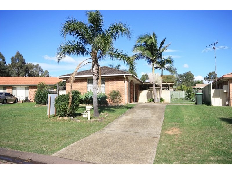 7 Nash Place, Currans Hill NSW 2567