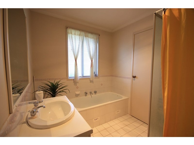 7 Nash Place, Currans Hill NSW 2567