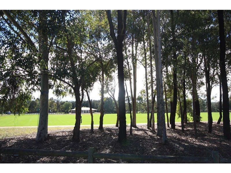 7 Nash Place, Currans Hill NSW 2567