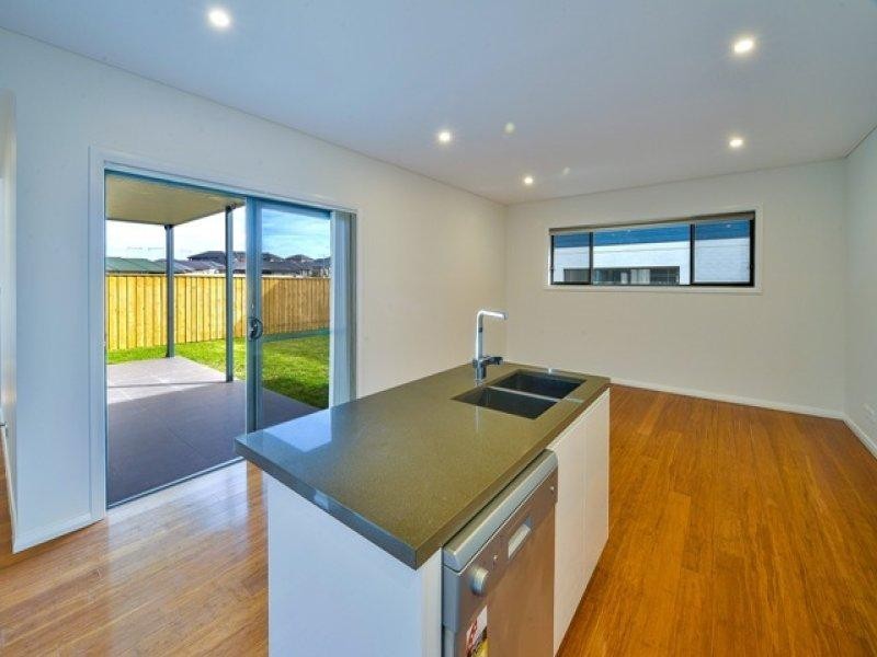262 South Circuit, Oran Park NSW 2570