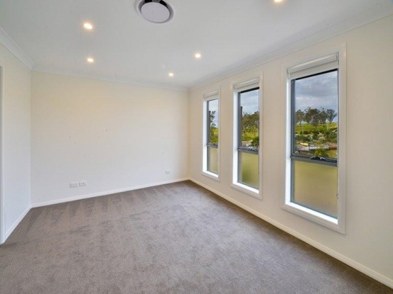 262 South Circuit, Oran Park NSW 2570