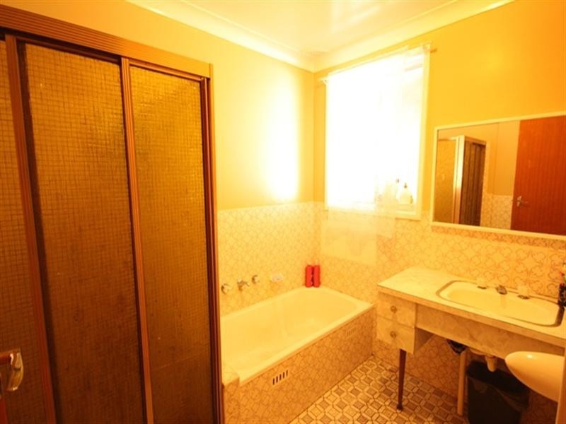 5 Podargus Place, Ingleburn NSW 2565