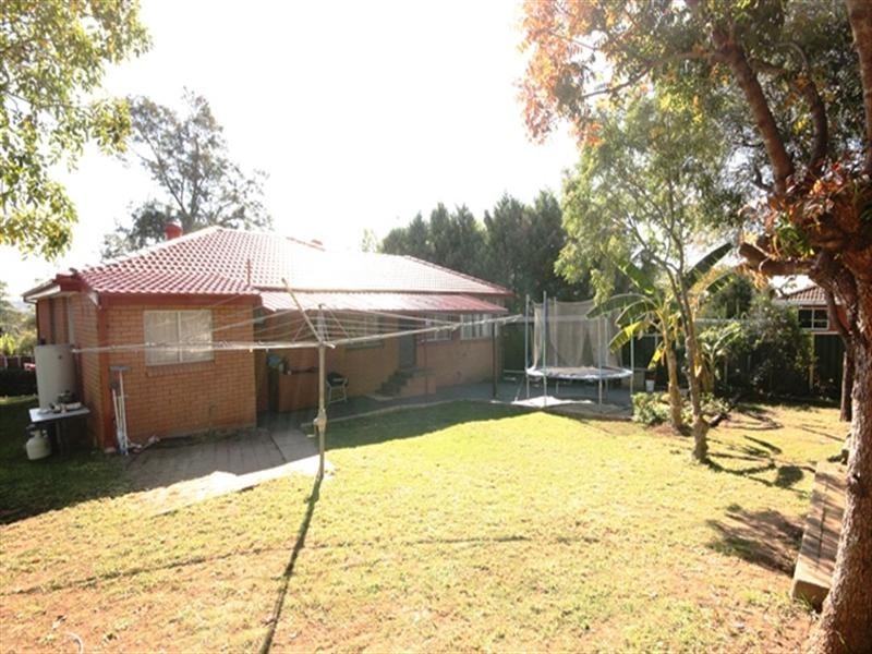 5 Podargus Place, Ingleburn NSW 2565