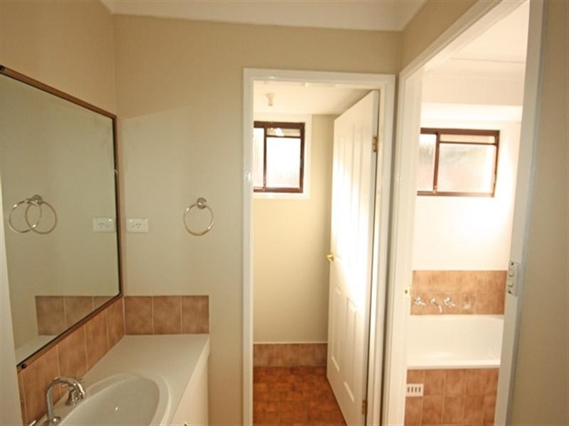 71 Eschol Park Drive, Eschol Park NSW 2558