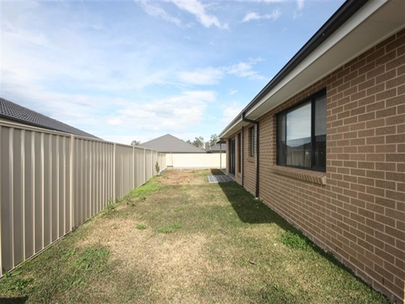 12 Central Avenue, Oran Park NSW 2570
