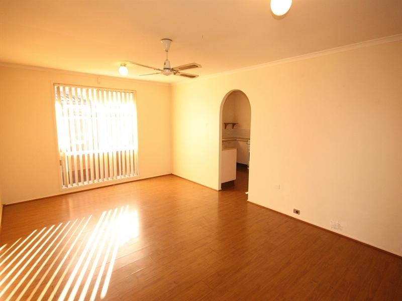 9 Melba Place, St Helens Park NSW 2560