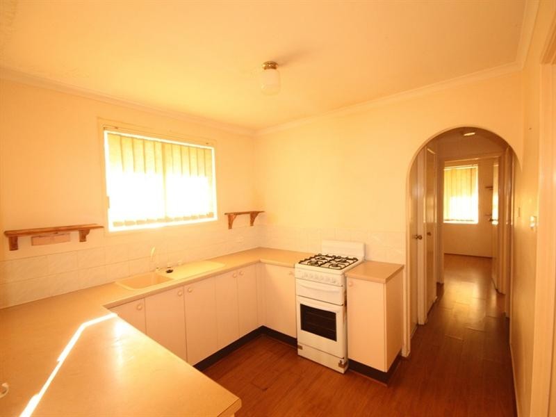9 Melba Place, St Helens Park NSW 2560