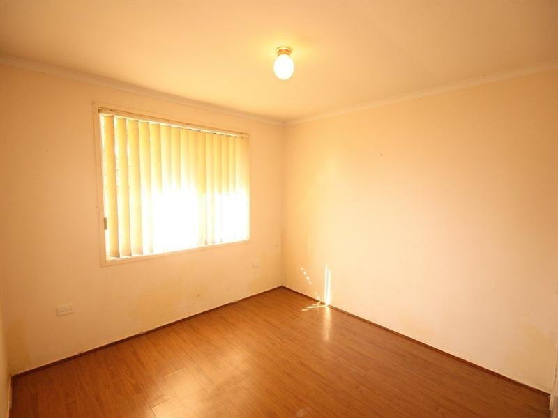 9 Melba Place, St Helens Park NSW 2560