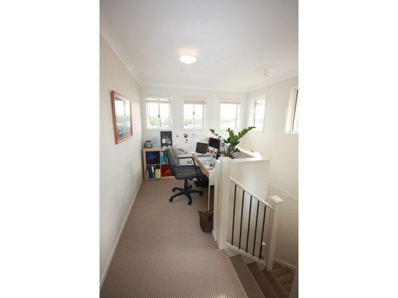 20B McGuire Crescent, Ingleburn NSW 2565